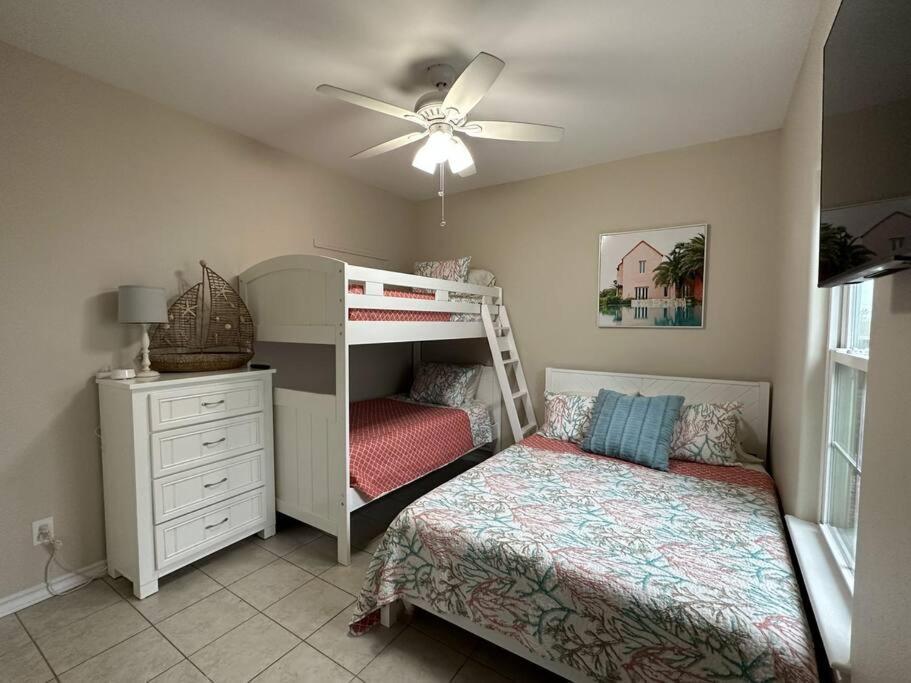Barefoot Bungalow - Pet Friendly- 2 Bdrm Townhome Corpus Christi Exterior foto