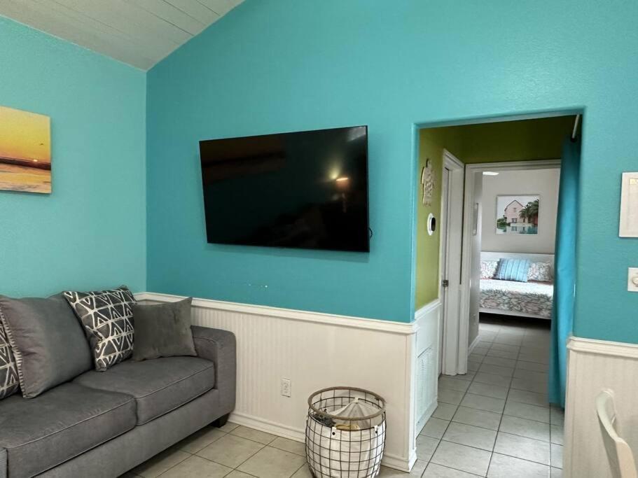 Barefoot Bungalow - Pet Friendly- 2 Bdrm Townhome Corpus Christi Exterior foto